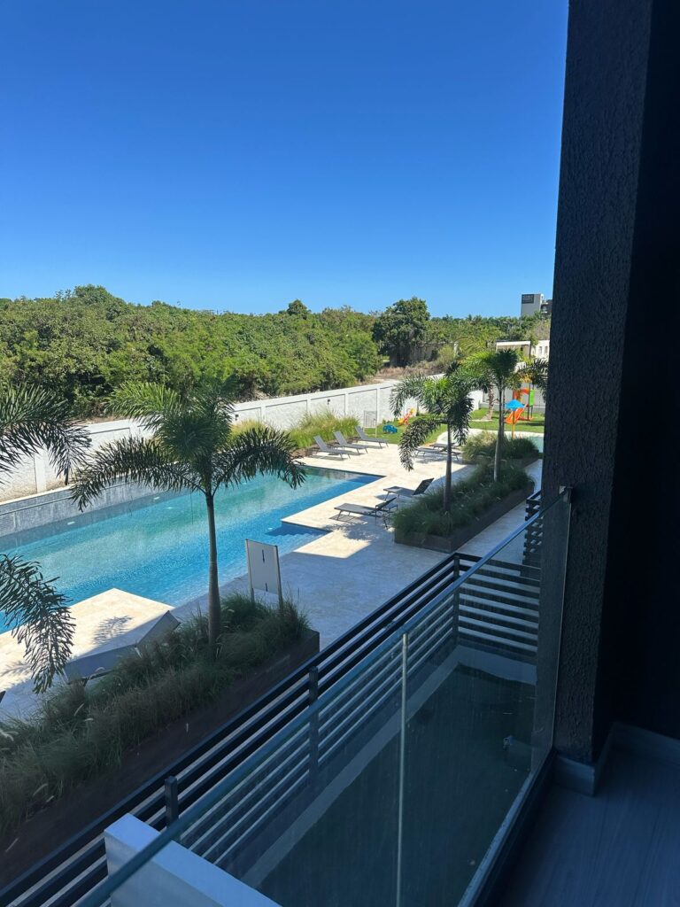 0d65b8eb-a924-4ad0-ba90-644faaf263ee