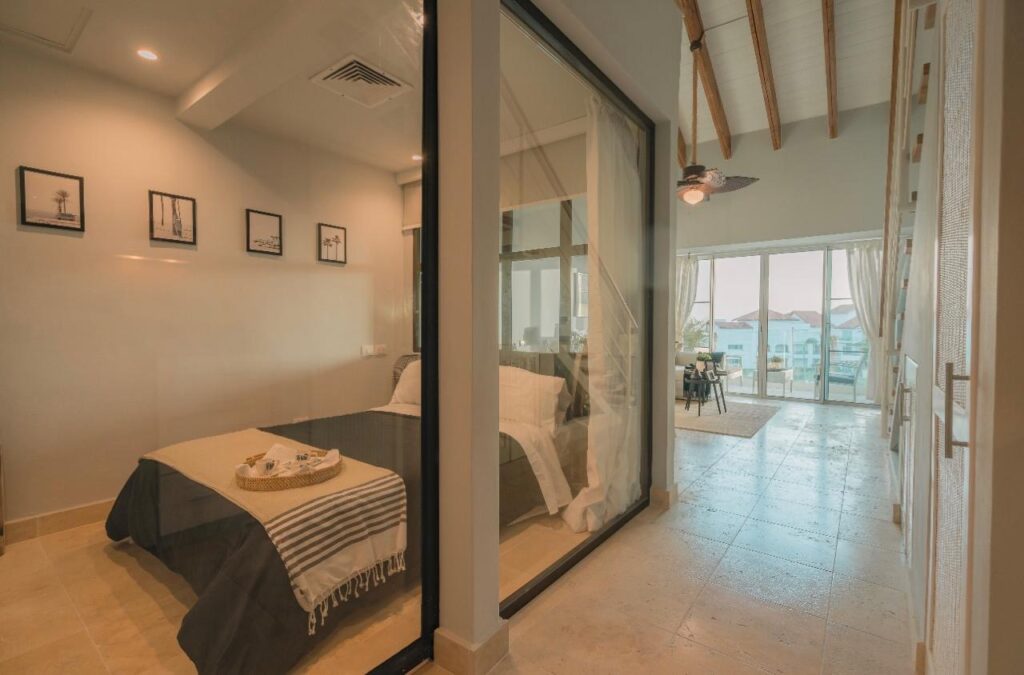 6620a7a4-cd77-446f-acd8-bd325f04af7e-1