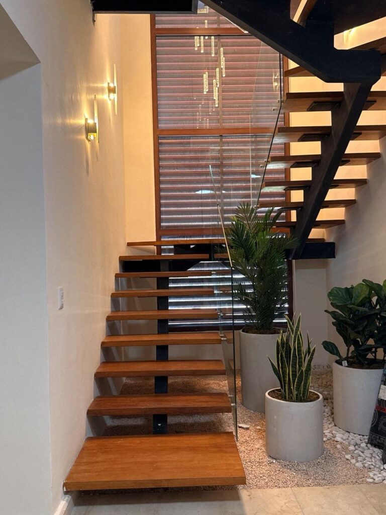 8202d209-e08a-4c31-a13d-1db4d3516461