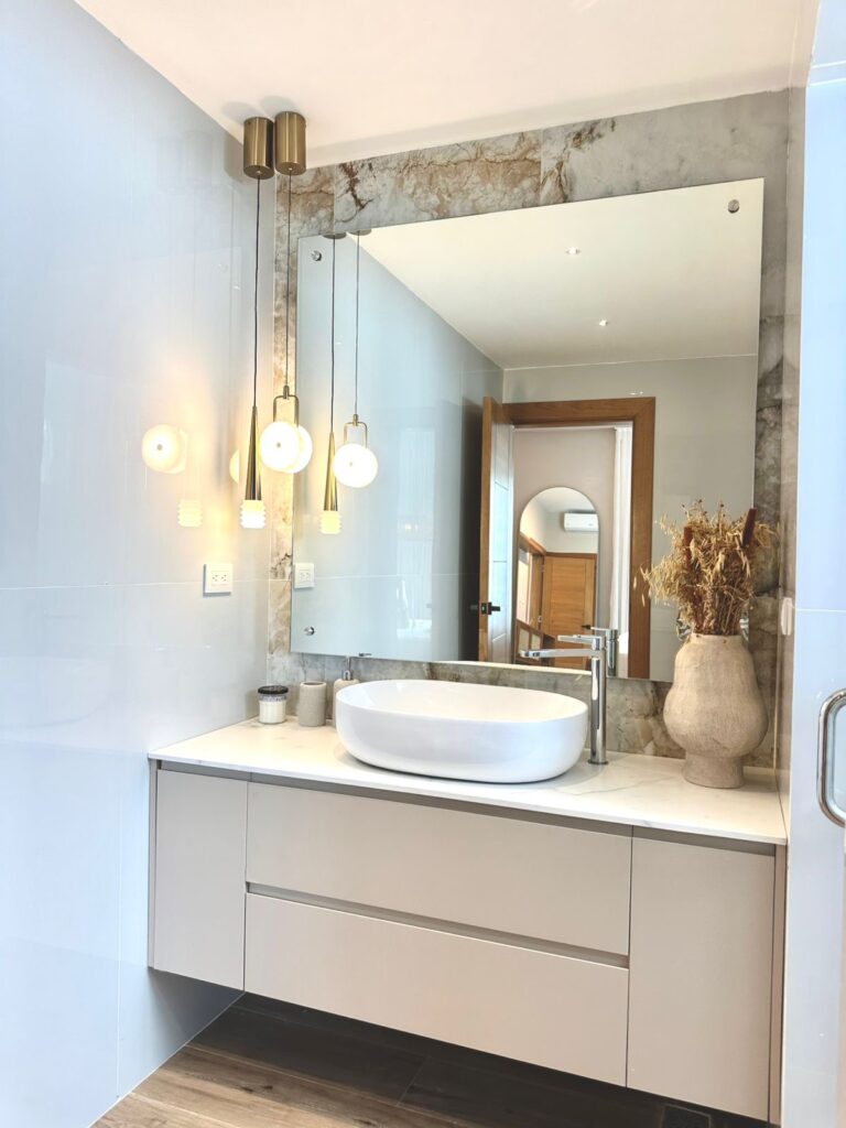 8578406d-5bc3-48d2-9f99-9031bc8c2741