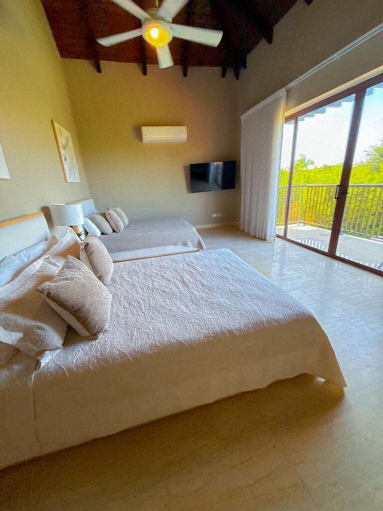 90345d25-71fc-4c7e-bd4d-44e75d1a3a3c