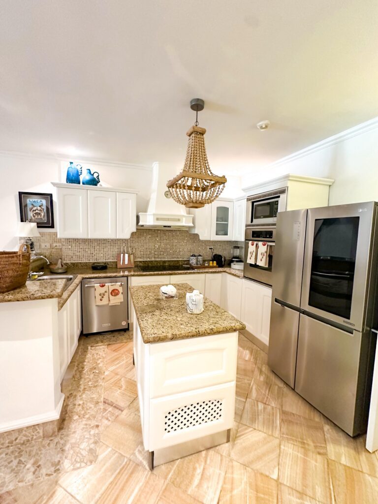 98e2bc2a-85e7-419b-a971-4c94f6bbe4f8-1