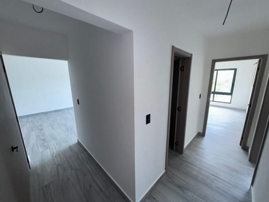 ade17f4c-966c-4680-8c48-de6e1240a765