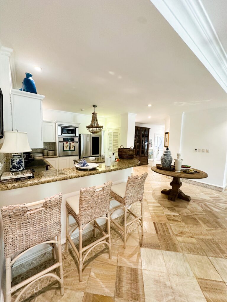 c1fb15ba-b633-4234-9364-f800487ea8d7-1