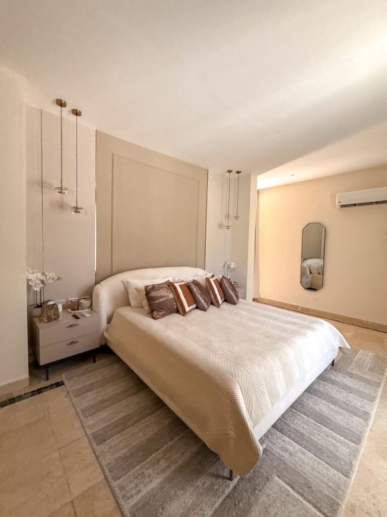 eaa2ea01-c9bb-45db-8942-f5b288885d63