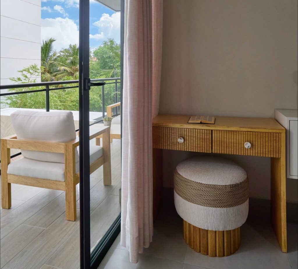 34d4dd79-b45d-4803-9c2b-9287ac551c80