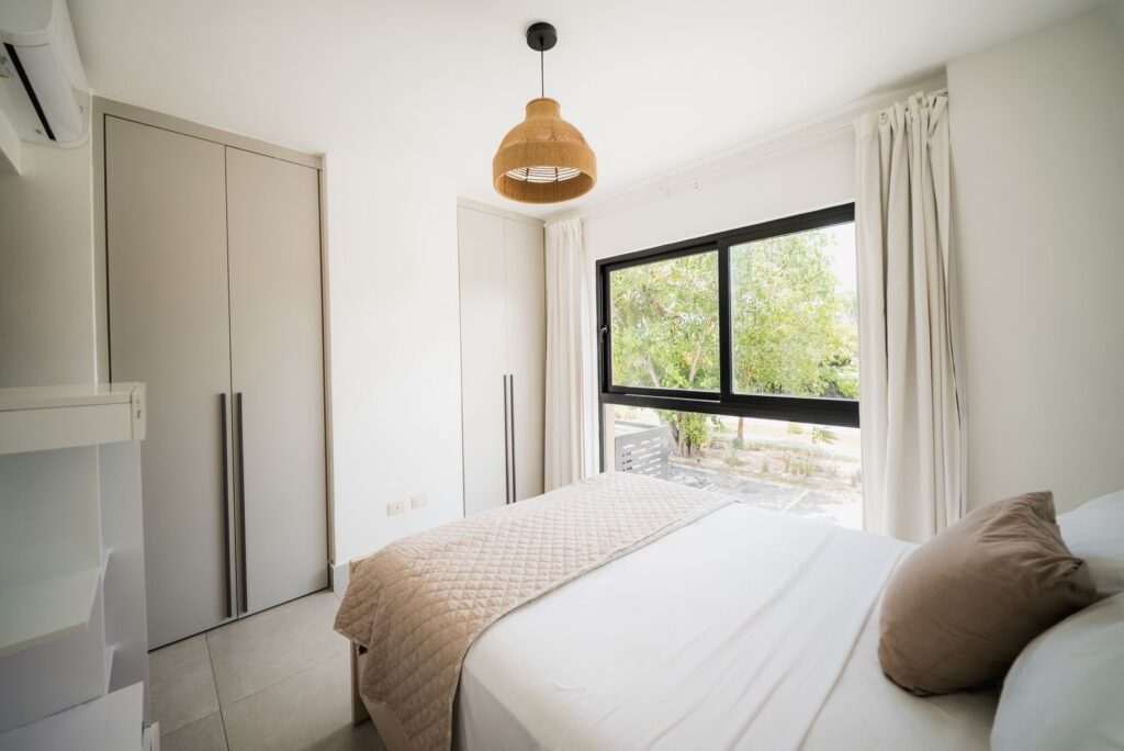 aff52a74-2478-4e17-a7d4-4248c7d742c7