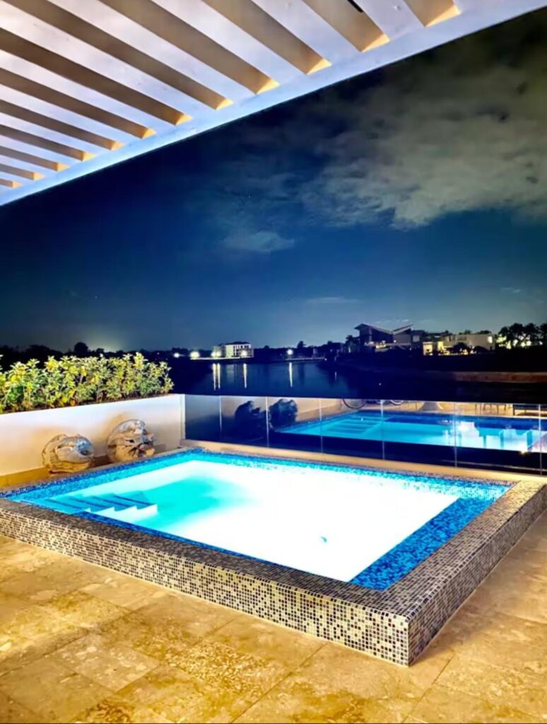 bde57b22-0955-46bb-8bef-cac93e017b7b