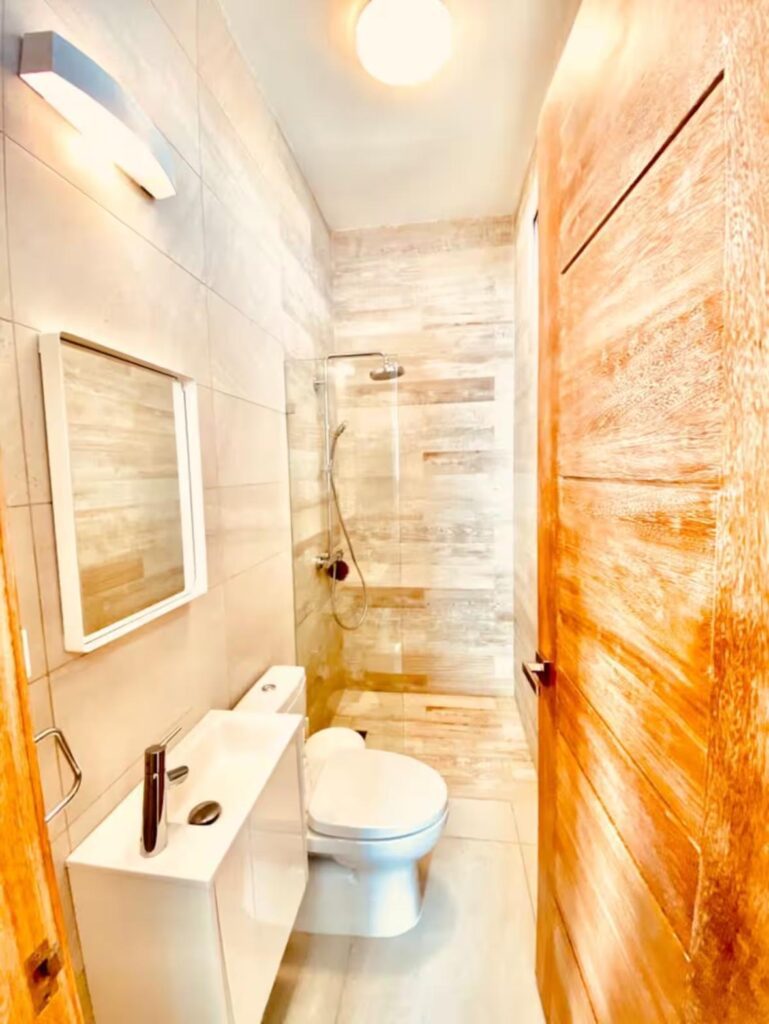 c915ee18-eda3-4abc-b5ac-9c6f69dc2d5a