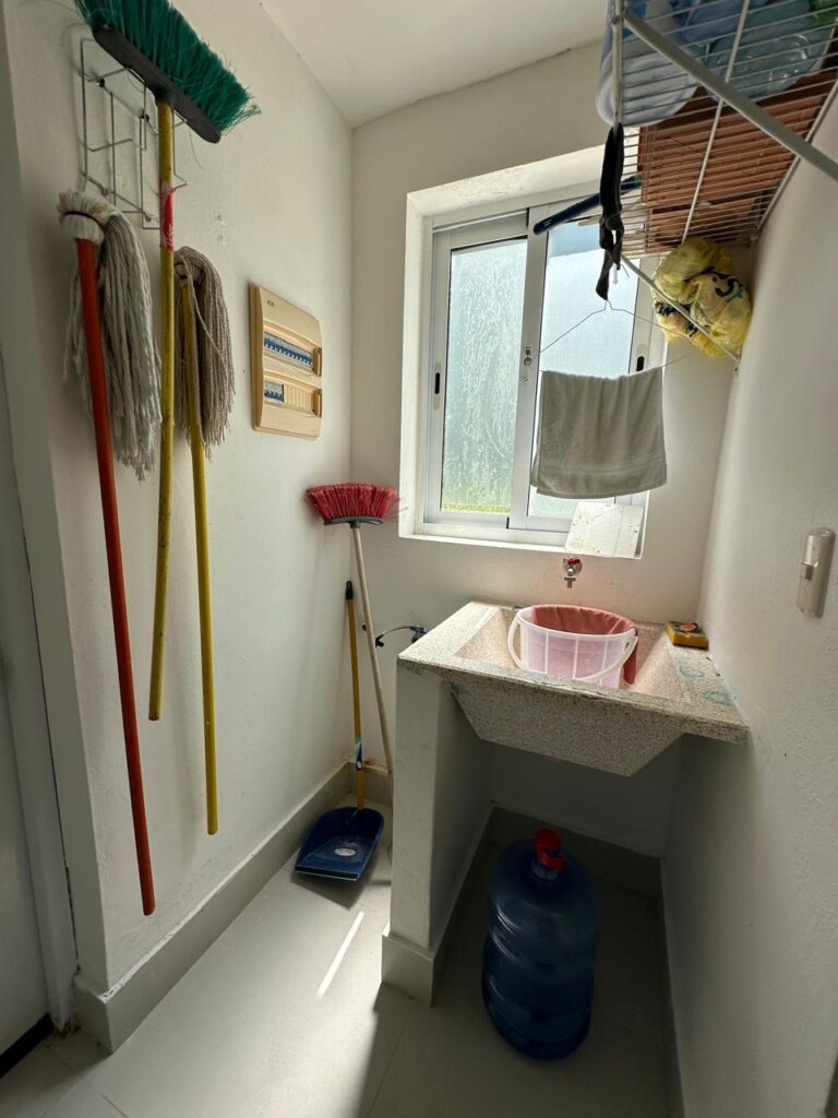 d3f2c390-4523-4c91-8fa8-bf7bc9381846