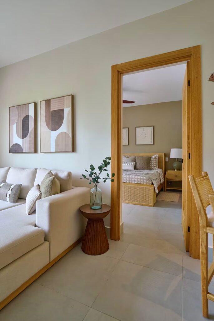 e20ef668-3036-4bca-987c-a14421a767ad