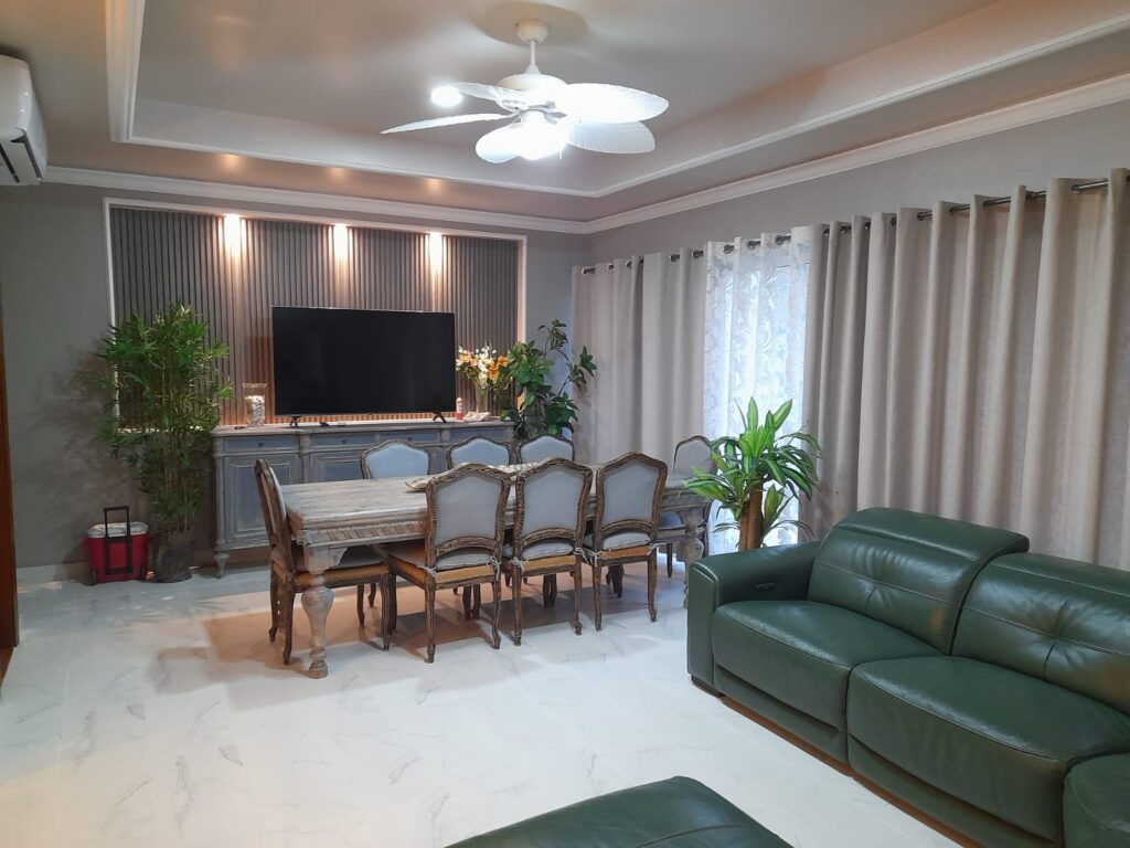 fb0eb5be-3e3d-4d79-9894-2f7c3ef1f1a9