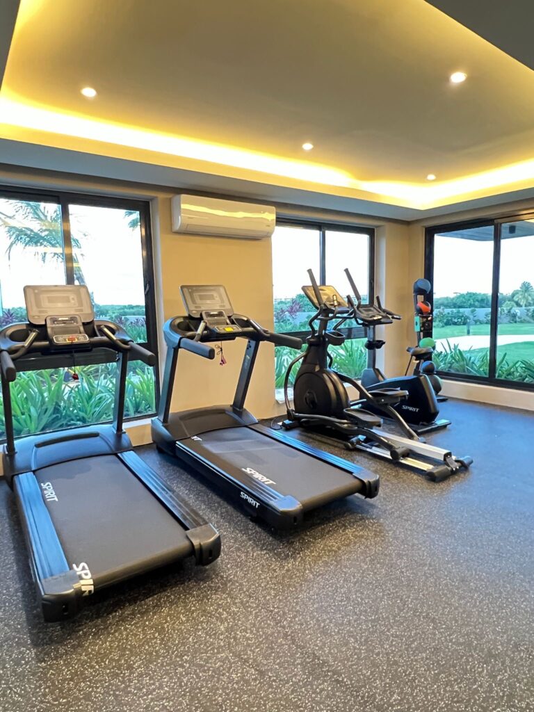 E303C5FF-7CDA-4401-90DF-7B72BB232DAB-1